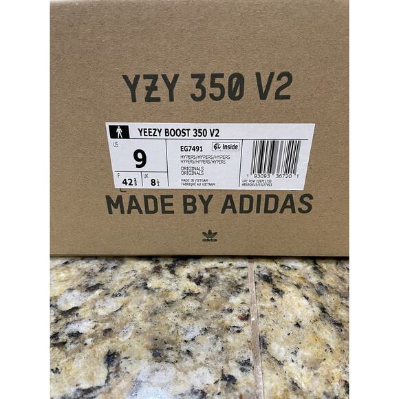 DS Adidas Yeezy 350 v2 Hyperspace Men’s Size 9 *SHIPS FAST*
